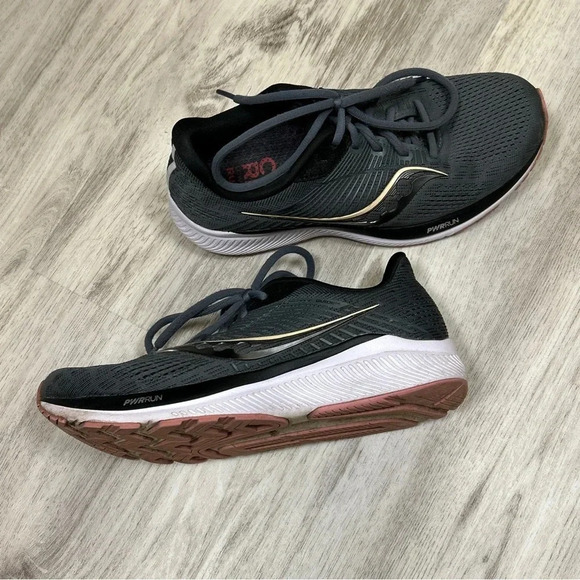 Saucony Women's Guide 14 Running Shoe / Charcoal Rose / Size 7.5W - Picture 1 of 16